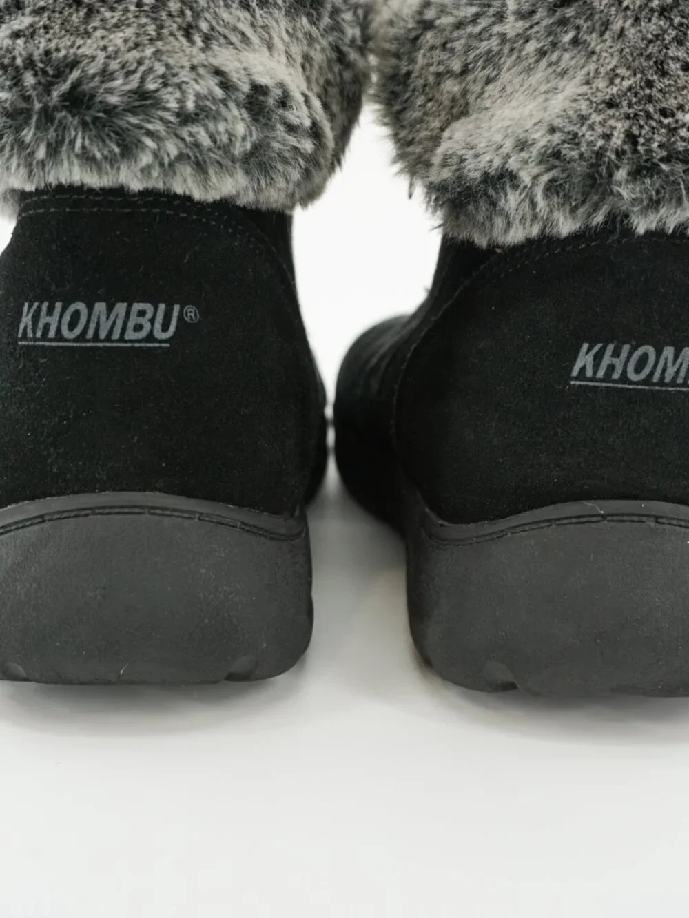 Khombu Black Suede Upper Booties Ladies 9M, Side Zip, Faux Fur